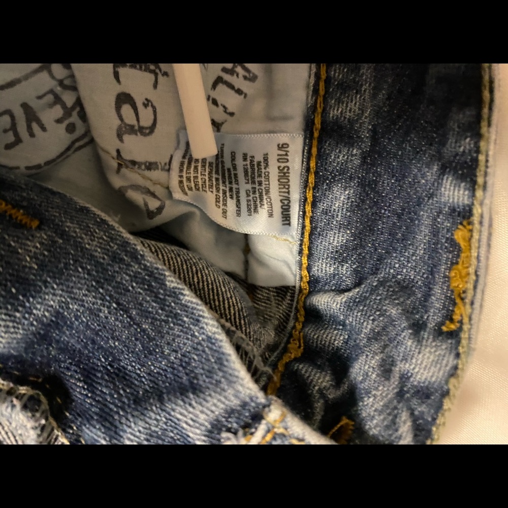 Jeans - Picture 8 of 8
